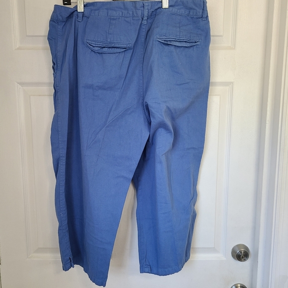 Only Necessity Woman's Sports Knit Capri's, Size: 18 Color: Blue - Picture 11 of 13